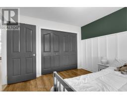 292 THORN DRIVE - 27