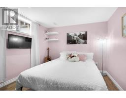292 THORN DRIVE - 31