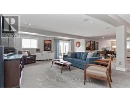 95 CIRCLEWOOD DRIVE - 30