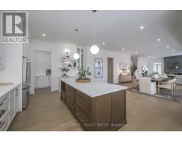 559 CREEKVIEW CHASE - 11