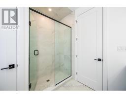 559 CREEKVIEW CHASE - 31