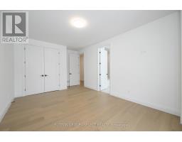 559 CREEKVIEW CHASE - 34
