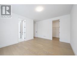 559 CREEKVIEW CHASE - 37