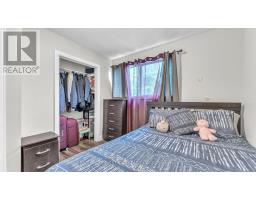 158 AUGUSTA CRESCENT - 16
