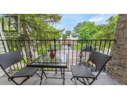 158 AUGUSTA CRESCENT - 18