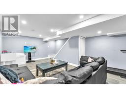 158 AUGUSTA CRESCENT - 25