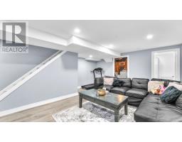 158 AUGUSTA CRESCENT - 26
