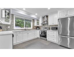 158 AUGUSTA CRESCENT - 7