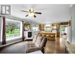 4053 THOMAS ROAD - 29