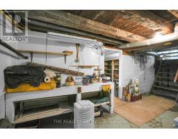 4053 THOMAS ROAD - 44