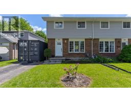 120 SCOTCHMERE CRESCENT - 2
