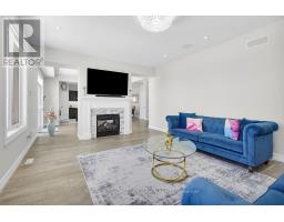 53 ARROWWOOD PATH - 32