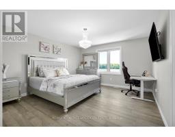 53 ARROWWOOD PATH - 37