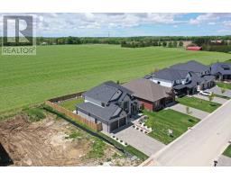 53 ARROWWOOD PATH - 4