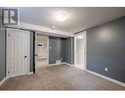 795 COMMISSIONERS ROAD W - 28