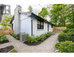 795 COMMISSIONERS ROAD W - 38