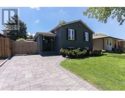 16 BLANCHARD CRESCENT - 1