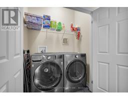 278 - 600 HYDE PARK ROAD - 24