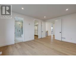 5 SYCAMORE ROAD - 32