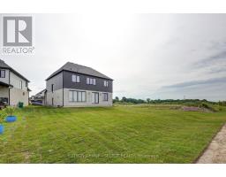 5 SYCAMORE ROAD - 42