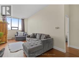 2105 - 389 DUNDAS STREET - 16