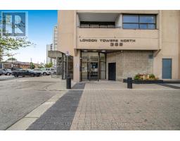 2105 - 389 DUNDAS STREET - 2