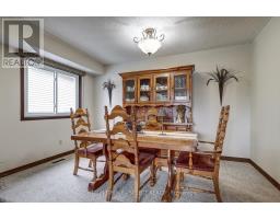 11 TUMBLEWEED CRESCENT - 12
