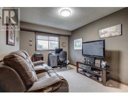 11 TUMBLEWEED CRESCENT - 25