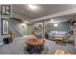 11 TUMBLEWEED CRESCENT - 30