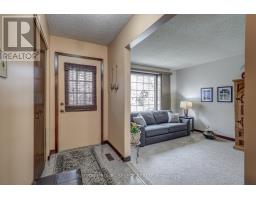 11 TUMBLEWEED CRESCENT - 7