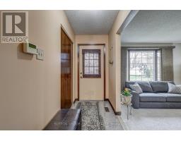 11 TUMBLEWEED CRESCENT - 8