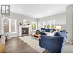 30 WILLARD CRESCENT - 12