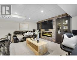 30 WILLARD CRESCENT - 25