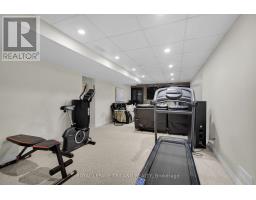 30 WILLARD CRESCENT - 27