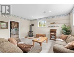 8630 VANCE DRIVE - 22