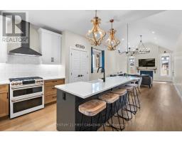 128 SCOTTS DRIVE - 17