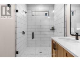 128 SCOTTS DRIVE - 35