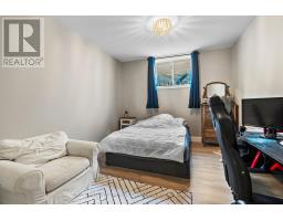 128 SCOTTS DRIVE - 43