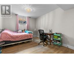128 SCOTTS DRIVE - 44