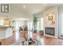 48 HILLVIEW DRIVE - 15