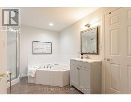 48 HILLVIEW DRIVE - 25