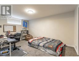 48 HILLVIEW DRIVE - 26