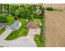 48 HILLVIEW DRIVE - 40