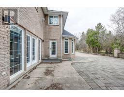 475 UPPER QUEEN STREET - 43
