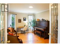 55 MORAINE CRESCENT - 9