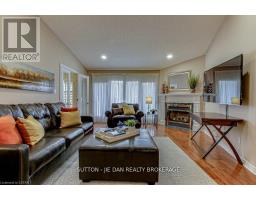21 - 1755 LOUISE BOULEVARD - 4