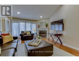 21 - 1755 LOUISE BOULEVARD - 5