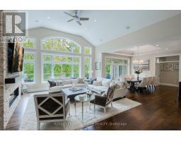10445 PINETREE DRIVE - 11