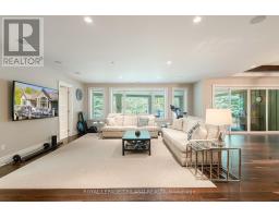 10445 PINETREE DRIVE - 32
