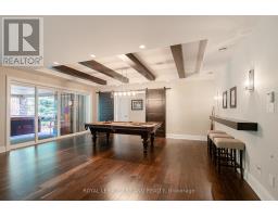 10445 PINETREE DRIVE - 33